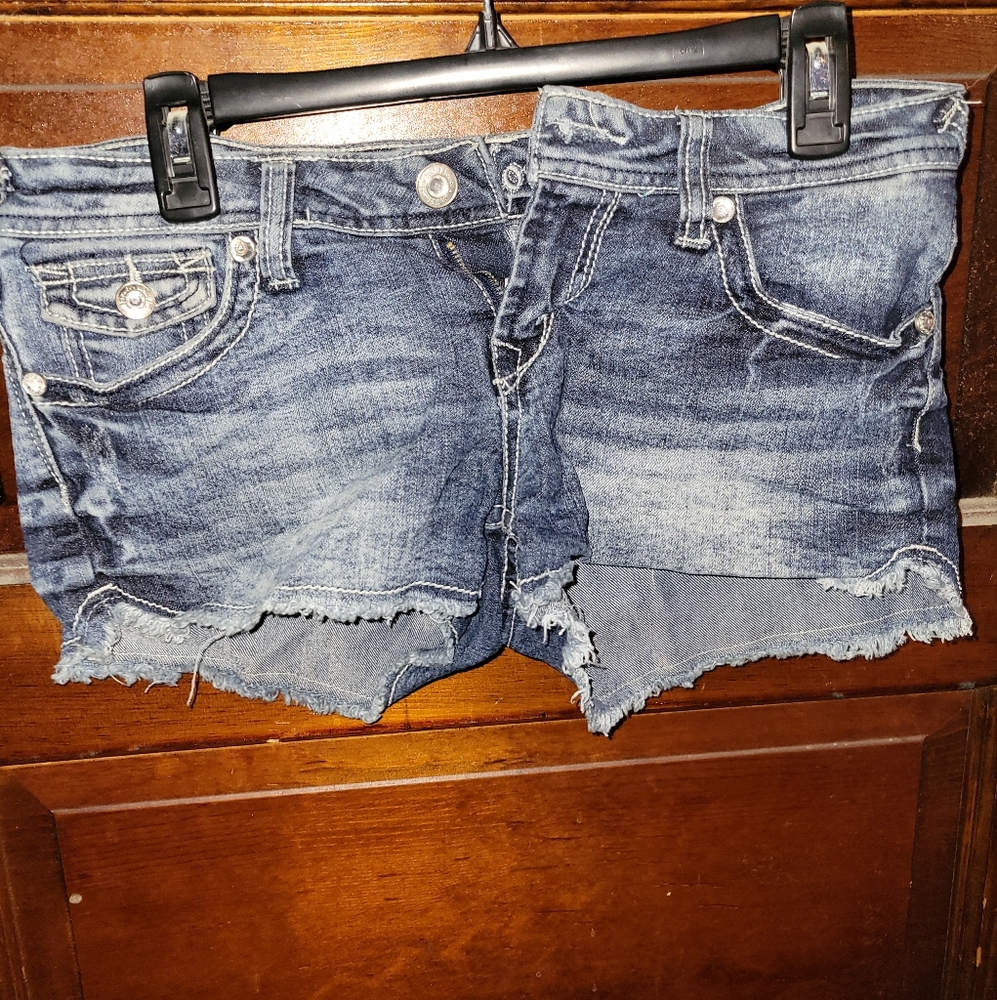 Wallflower Vintage Low Waisted Jean Short Shorts